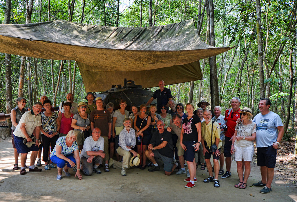 Taxi Car rental for Cu chi Tunnels Half-day